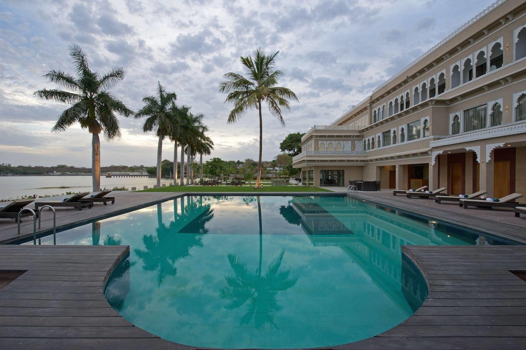 Hotel Lakend Udaipur Exterior foto